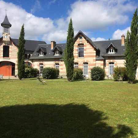 La Bretauche Daire Checy Dış mekan fotoğraf